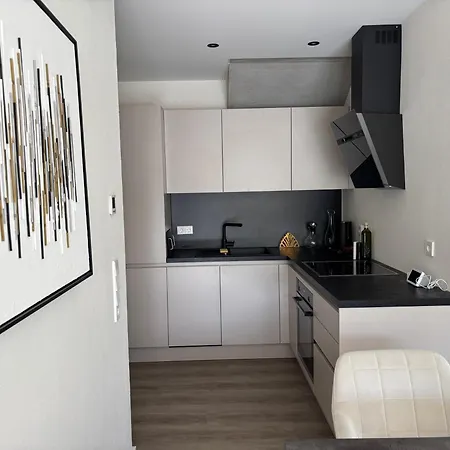 Moderne Apartment *